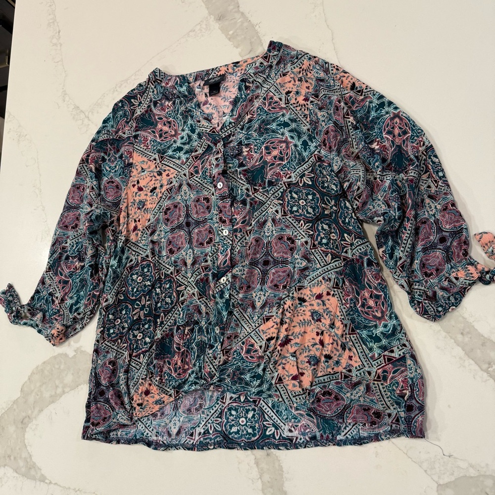 Daytrip Multiprint Split Neck Button Down High Lo… - image 2